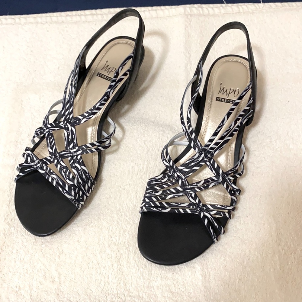 Impo Black/White Riddle Sandals